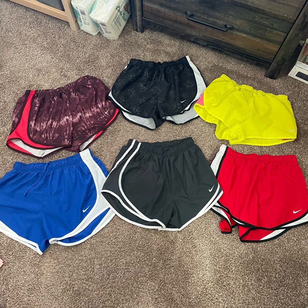 Size M Nike shorts